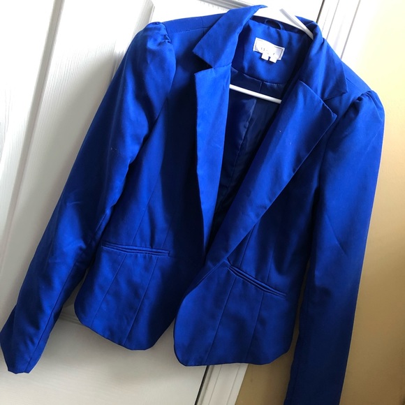 Beautiful Blue Blazer (S) - Picture 1 of 4